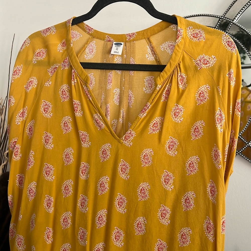 Old Navy Mustard Yellow Paisley Top